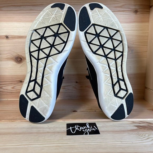 Nike Flex Run Black and White WMs Size US 8.5 - Picture 7 of 8